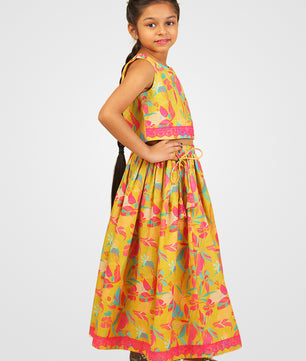 Girls Lehenga Choli in Linen Cotton