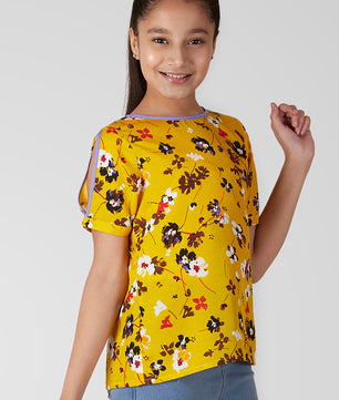 Girls Slit Sleeve Top