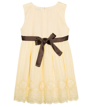 Girls Scalloped Hem Lace Dress in Beige Color
